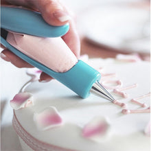 Load image into Gallery viewer, Weetiee Pastry Icing Pen Cake Tools Piping Muffin Cake Decorators Kitchen Syringe Cream Tips Dessert Nozzle Accessories Tips Fondant Bag